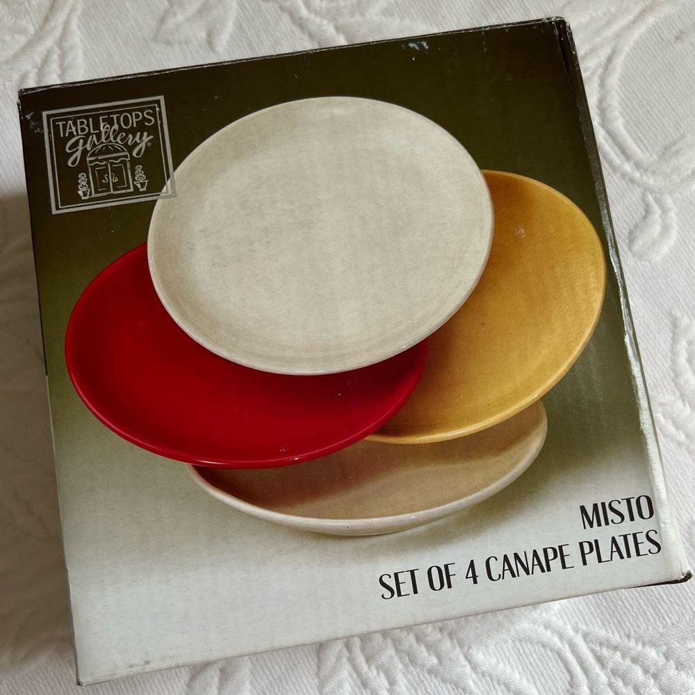 Set of 4 Misto Canapé Plates